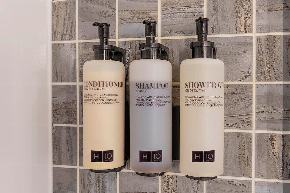 Фото Отель H10 Universitat