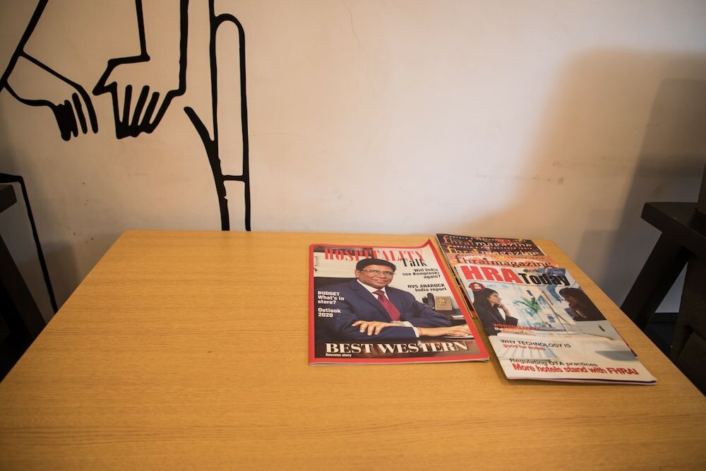 Фото Hotel Highway Residency