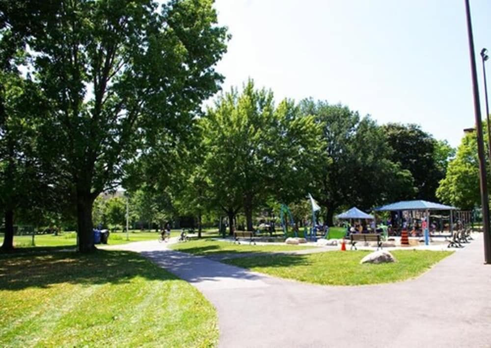 Фото Alexandra Hotel