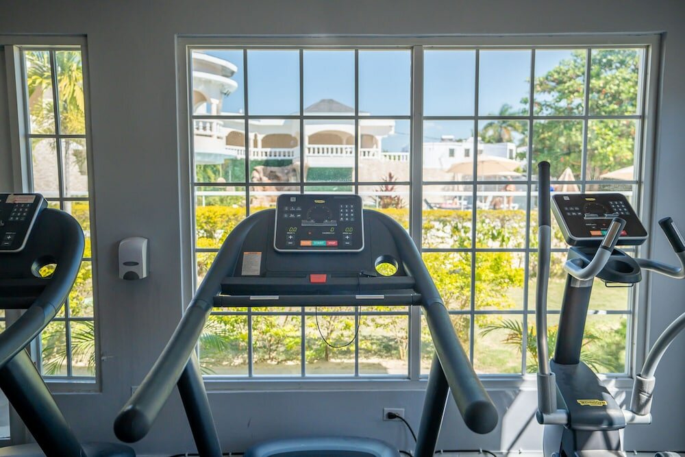 Фото Travellers Beach Resort