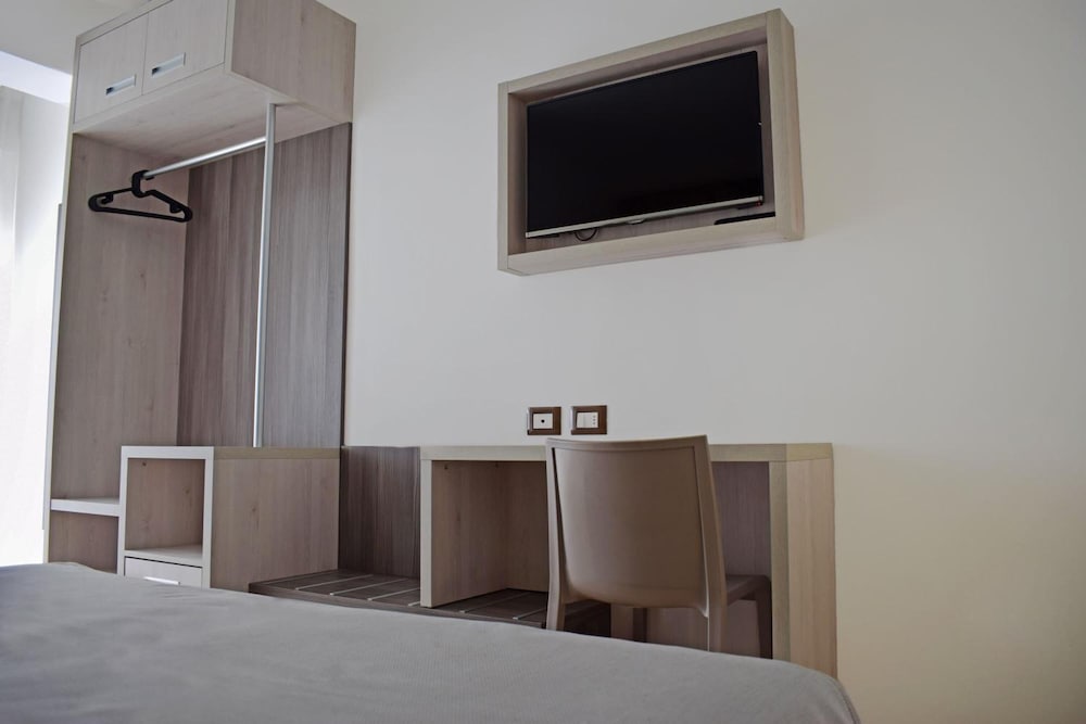 Фото Hotel Muccioli