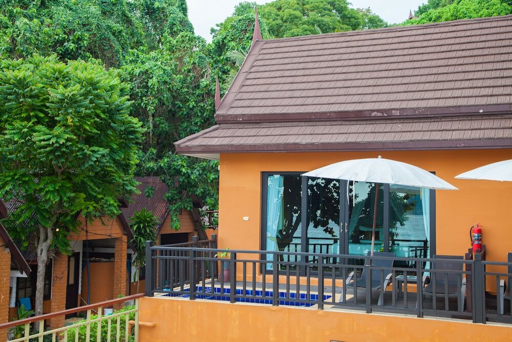 Фото Phi Phi Long Beach Resort & Villa