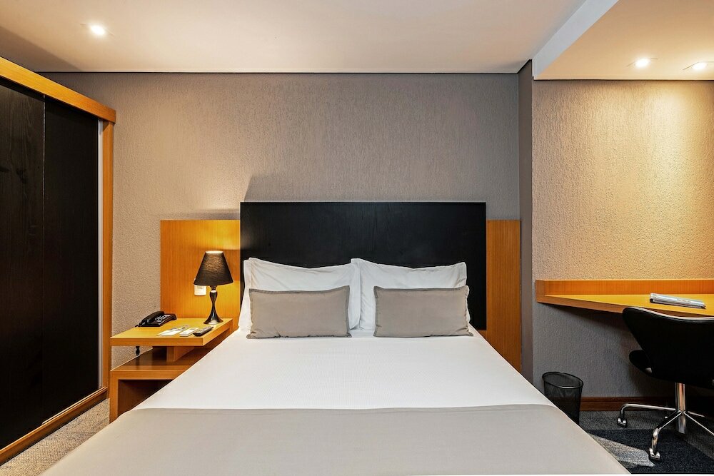 Фото Slaviero Curitiba Batel