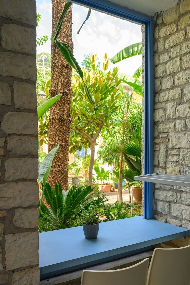 Фото Rouda Bay Beach Hotel