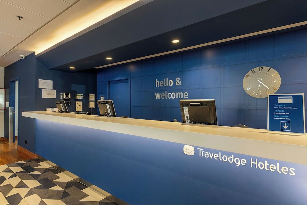 Фото Travelodge Barcelona Poblenou