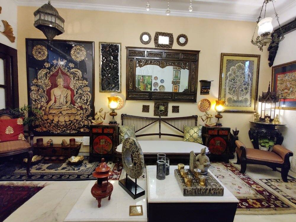 Фото On The House