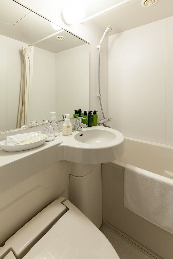 Фото Y’s Hotel Hanshin Amagasaki Ekimae