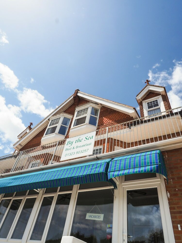 Фото By The Sea Bed and Breakfast