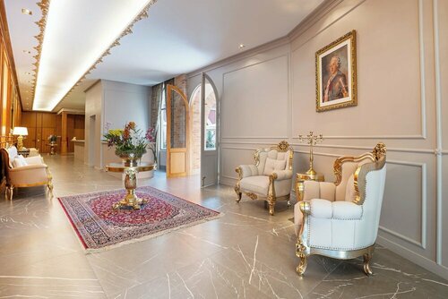 Внешний вид отеля Pousada Luís XV в Кампос-ду-Жордану, фото 4