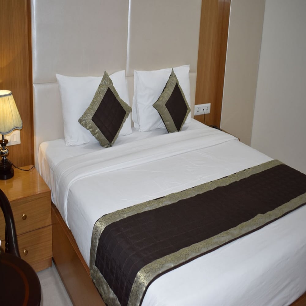 Фото Hotel Anand International