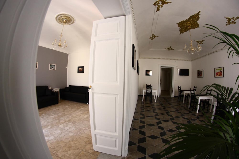 Фото Gualtiero camere e suite