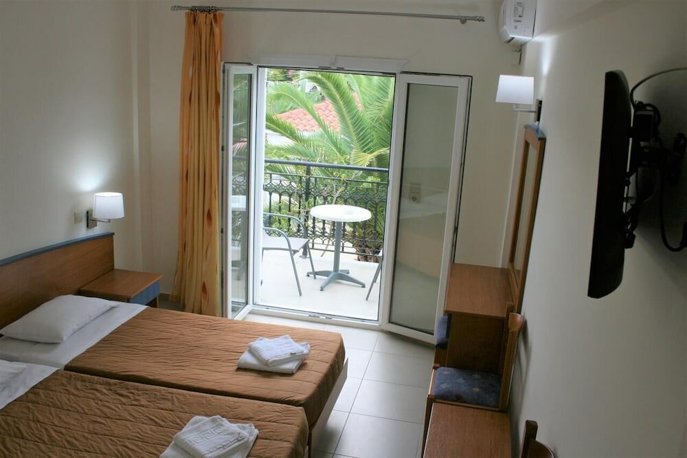 Фото Hotel Metaxa