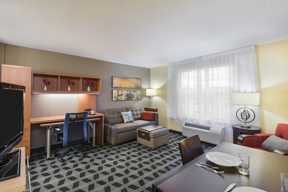 Фото TownePlace Suites by Marriott Pensacola