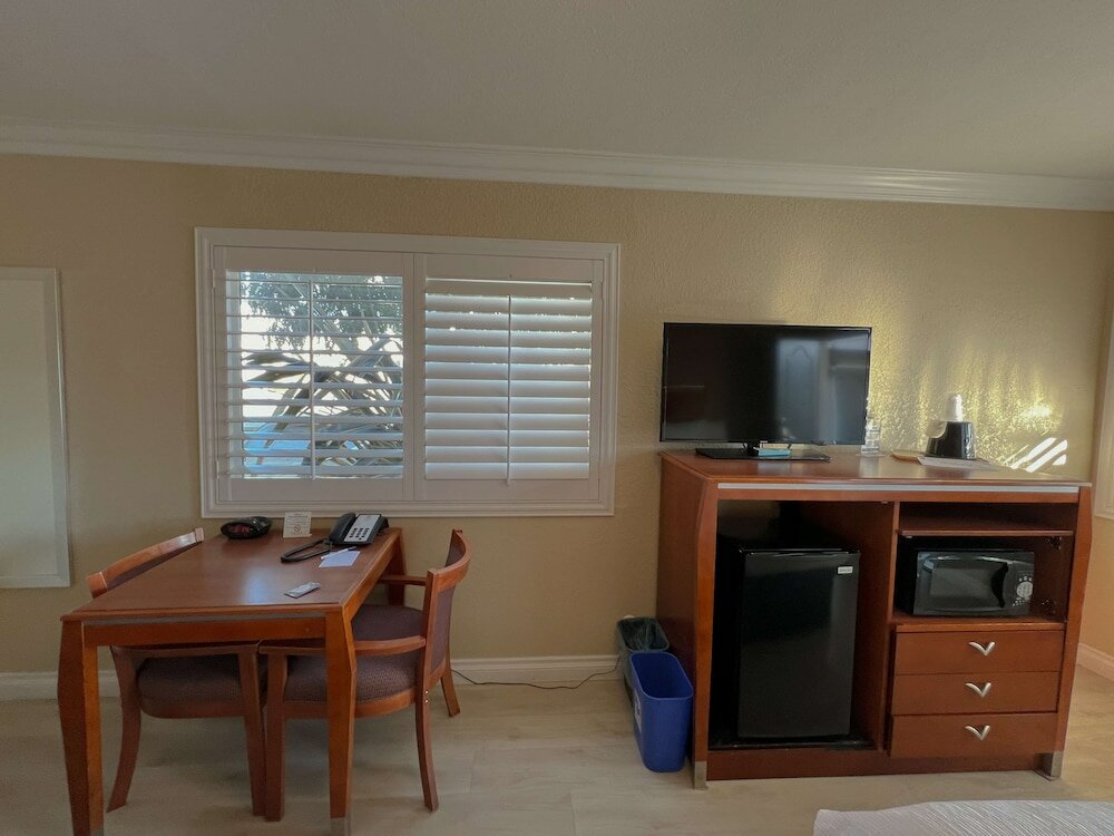 Фото Best Western Tradewinds