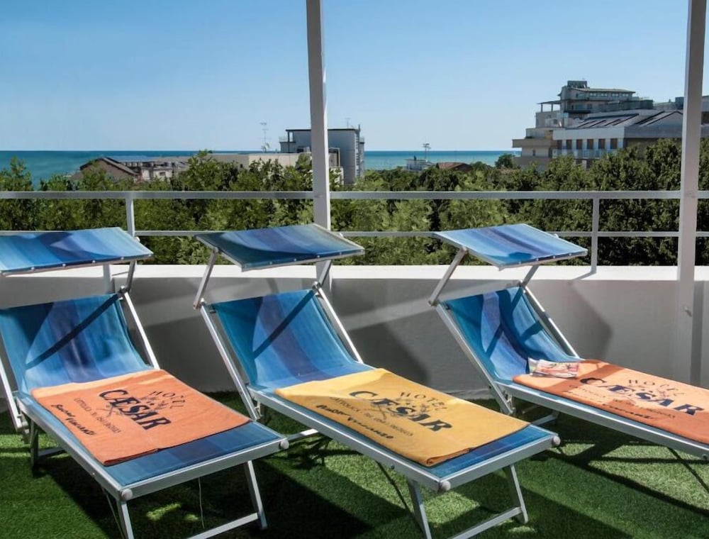 Фото Hotel Caesar