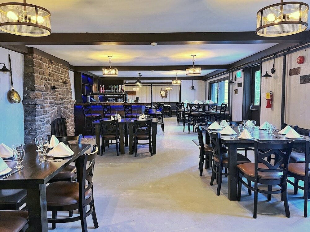 Фото Inn at the Falls