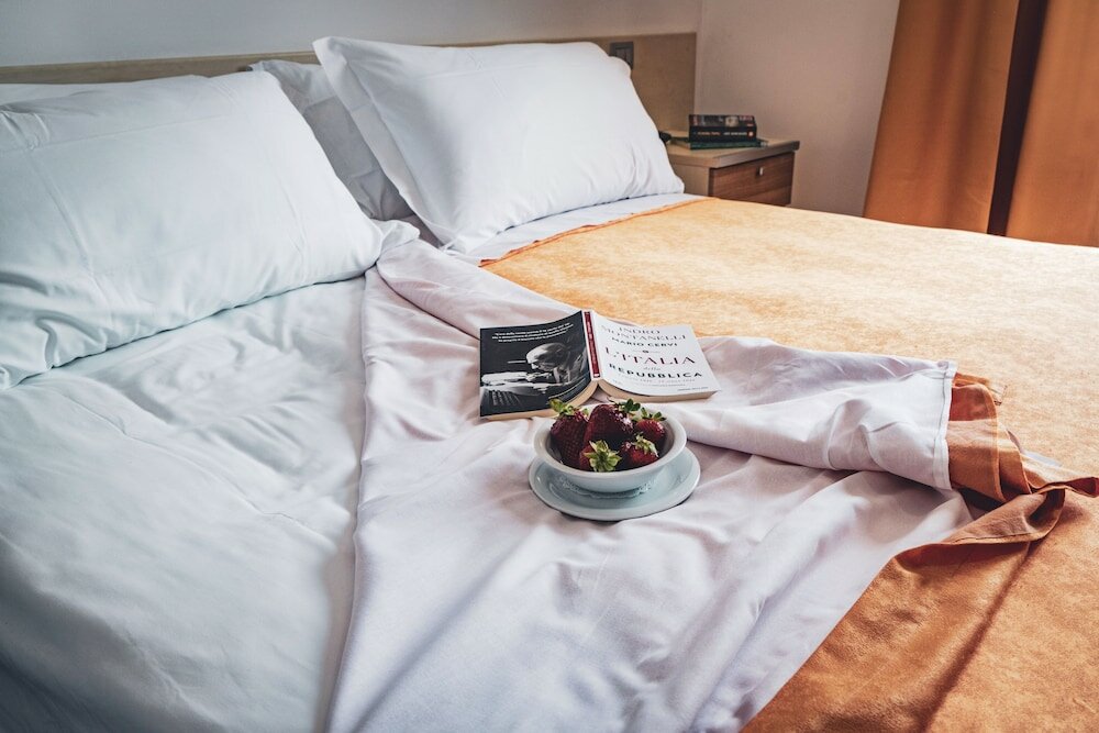 Фото Отель His Majesty