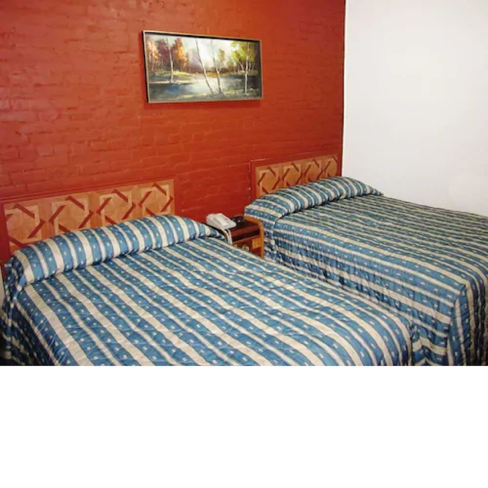 Фото Hôtel Ste-Catherine