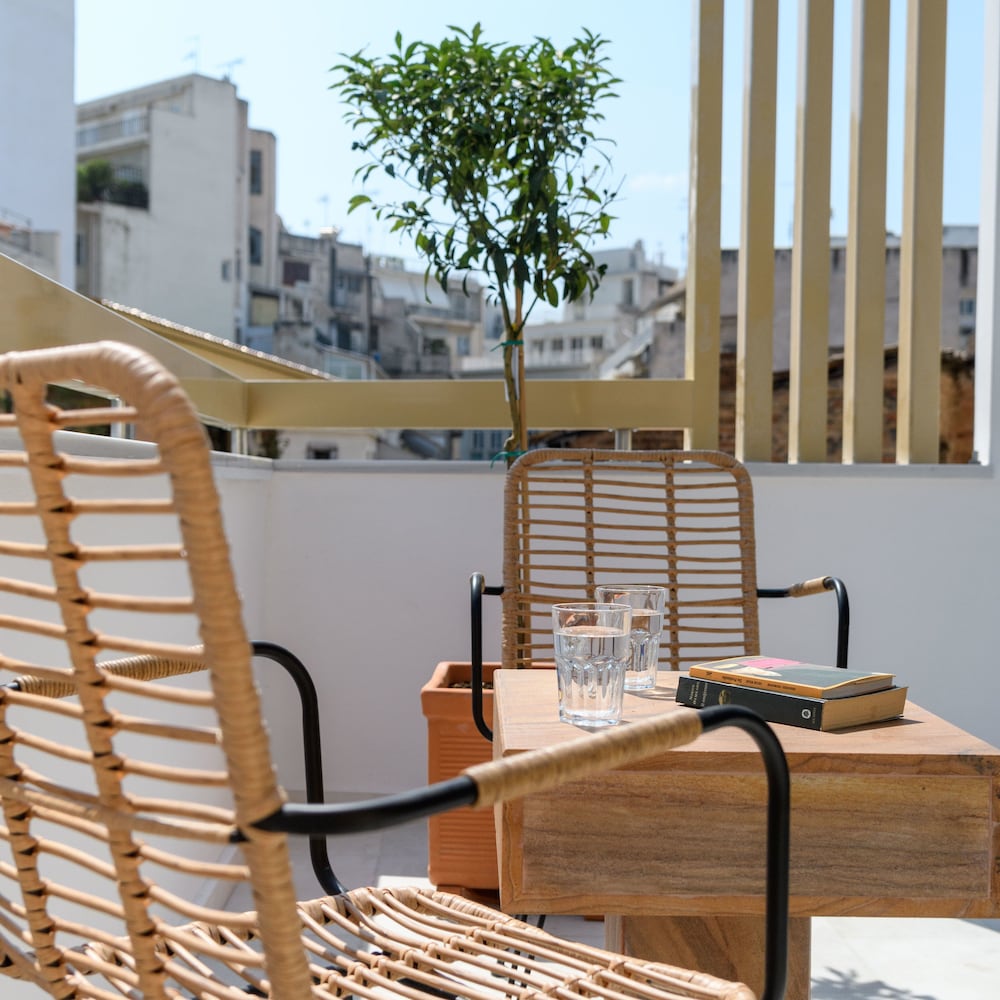 Фото Fos DownTown Suites