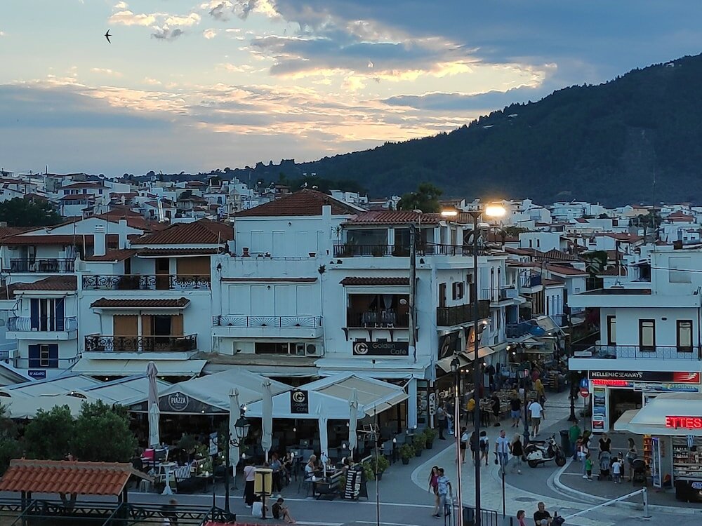 Фото MarGio Skiathos Apartments