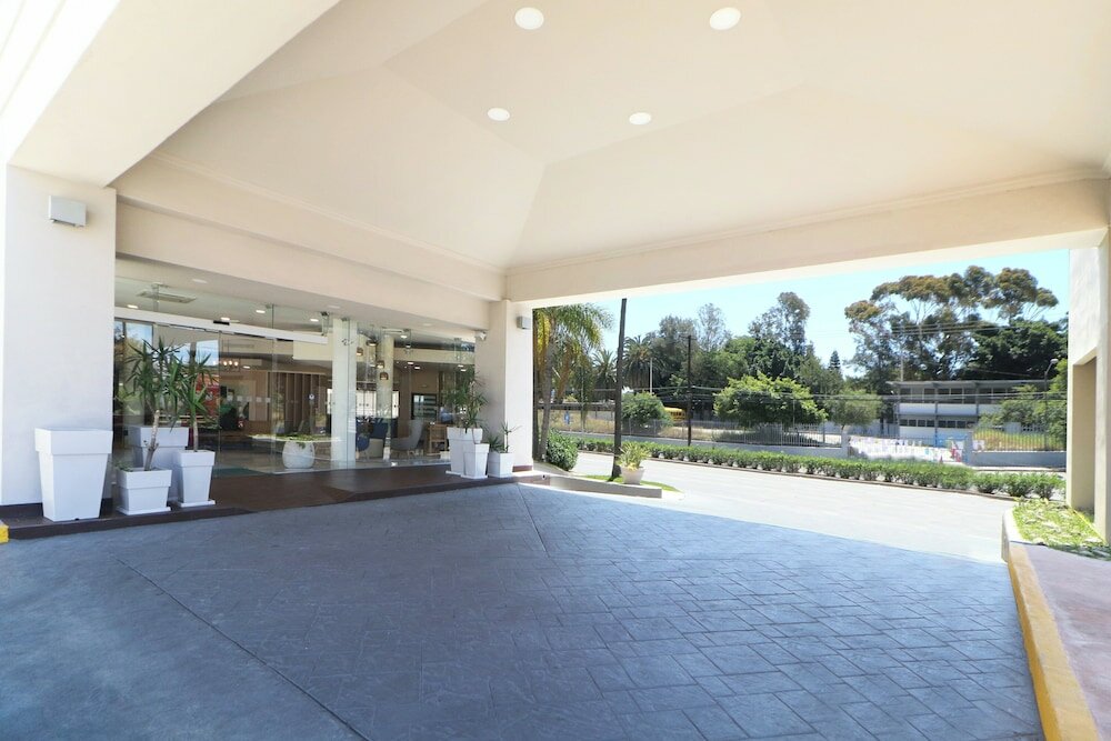 Фото Holiday Inn Tijuana Zona Rio Hotel