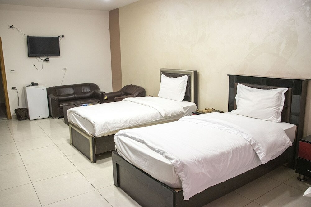 Фото Sara Crown Hotel