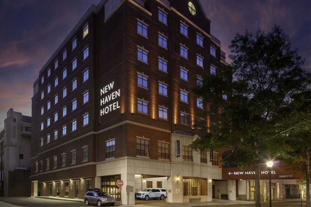 Фото New Haven Hotel