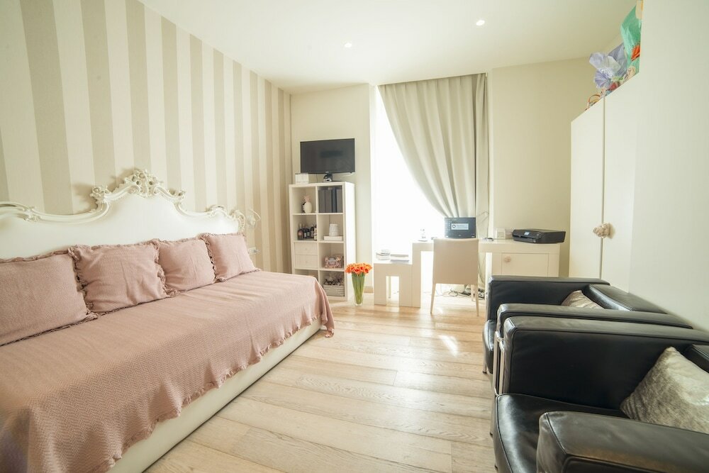 Фото Rooms Milano Duomo