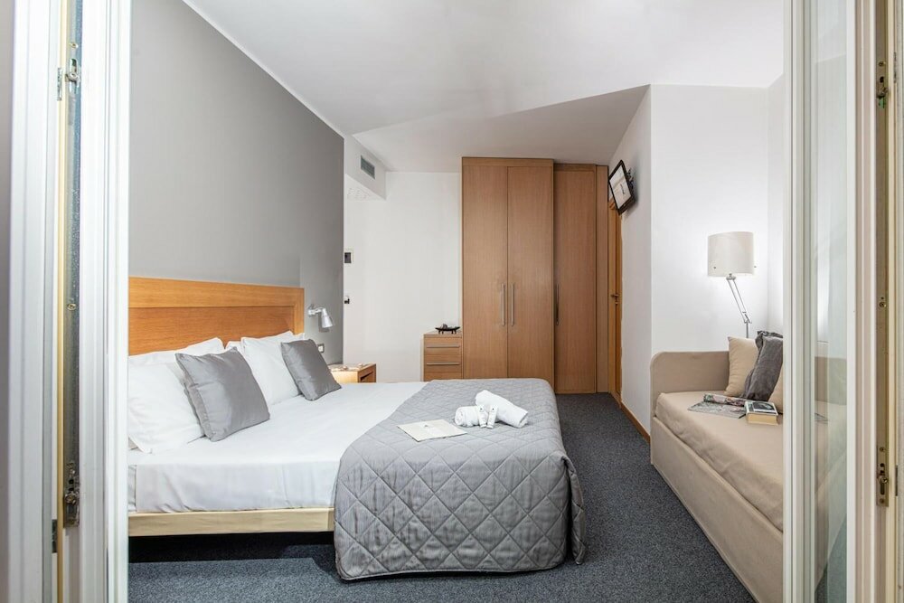 Фото Hotel Martini