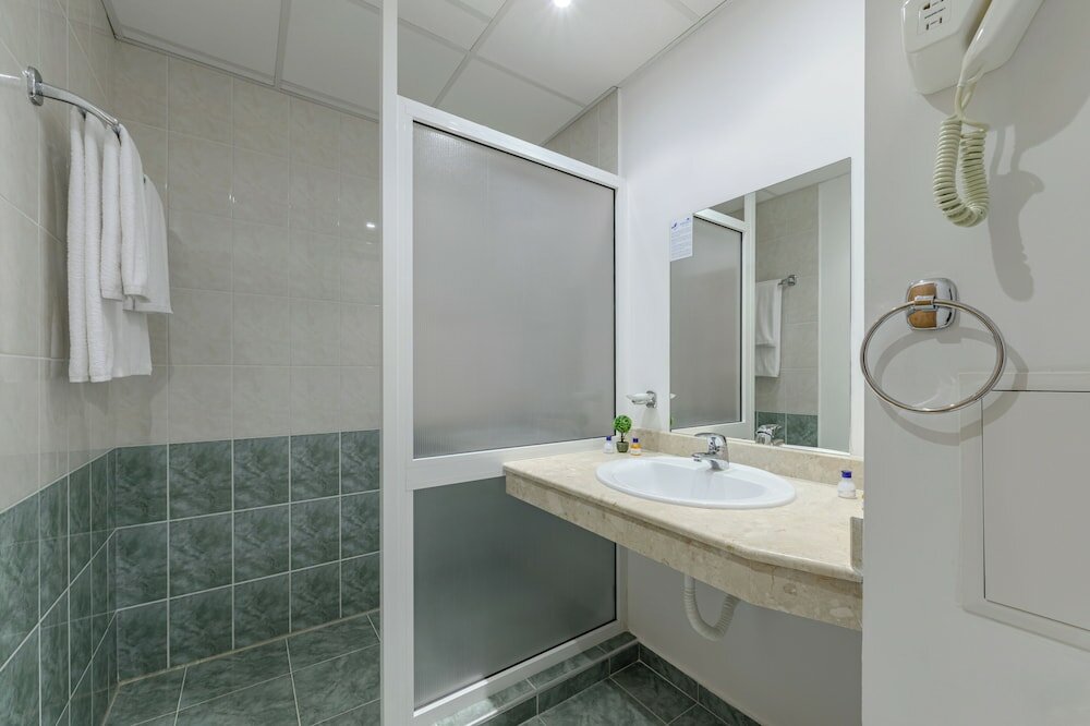 Фото Madara Park Hotel