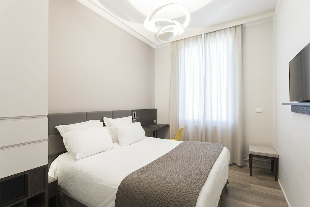 Фото Negrecoste Hôtel & SPA