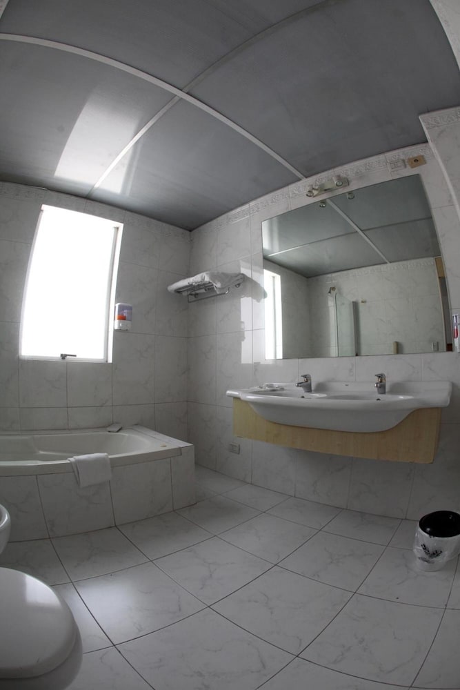 Фото Cristal Palace Hotel