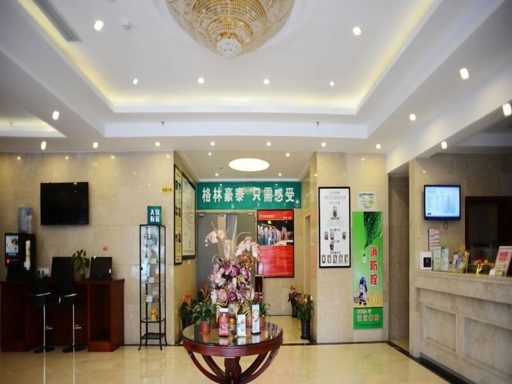 Фото GreenTree Inn ShangHai ZhouPu Town XiuPu Road Business Hotel