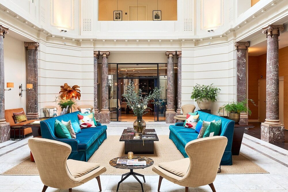 Фото отеля 2