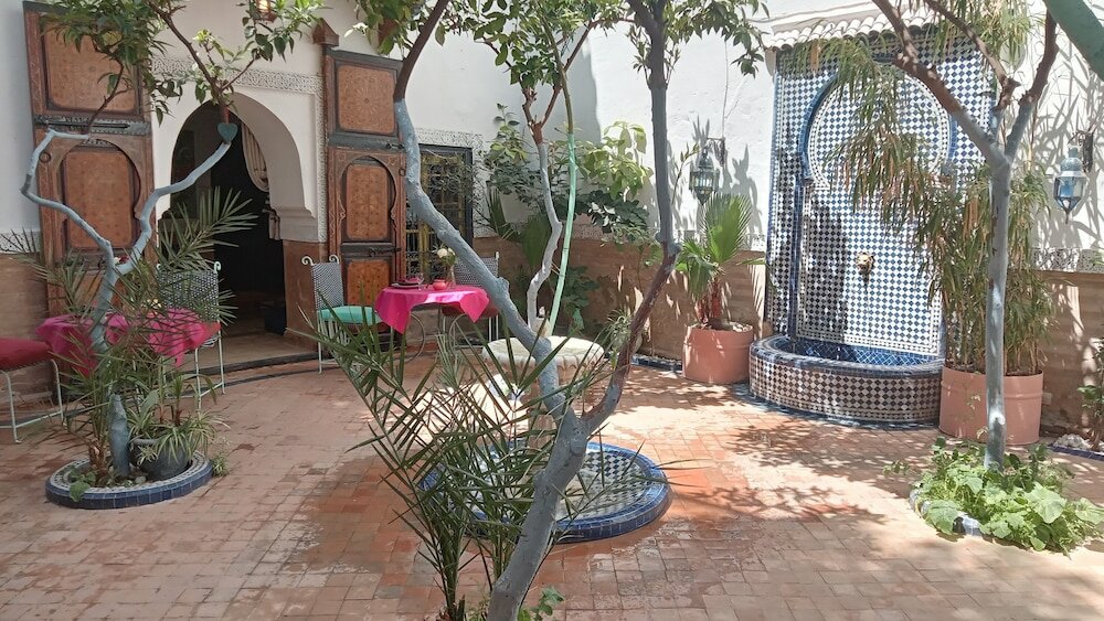Фото Riad Maizie