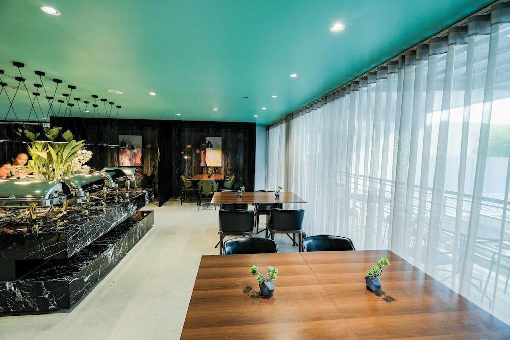 Фото Avior Hotel