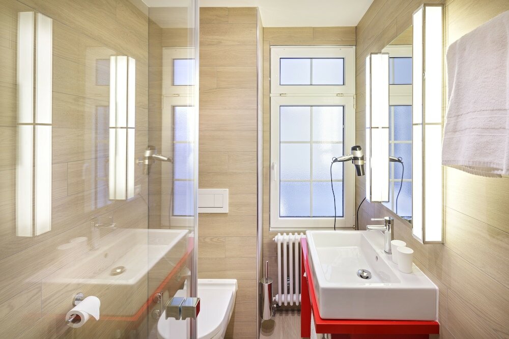 Фото Swiss Night by Fassbind