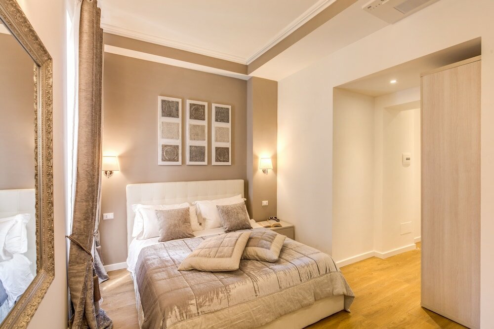 Фото The Bridge Suites