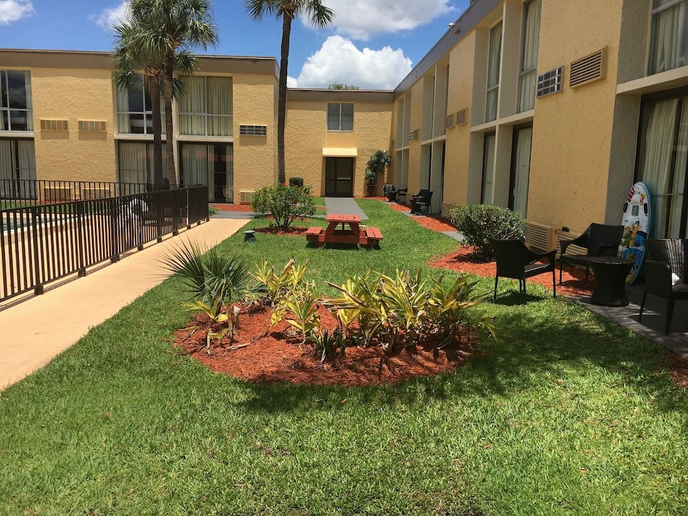 Фото Floridian Express Hotel