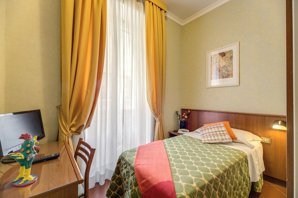 Фото Hotel Corona