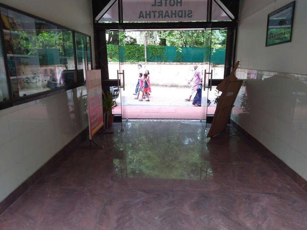 Фото Hotel Sidhartha