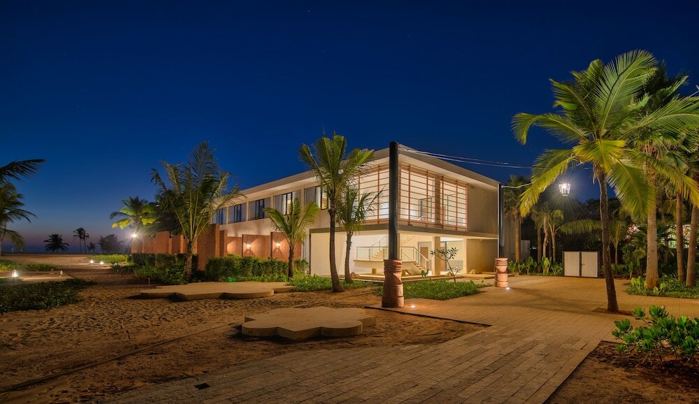 Фото Azaya Beach Resort Goa