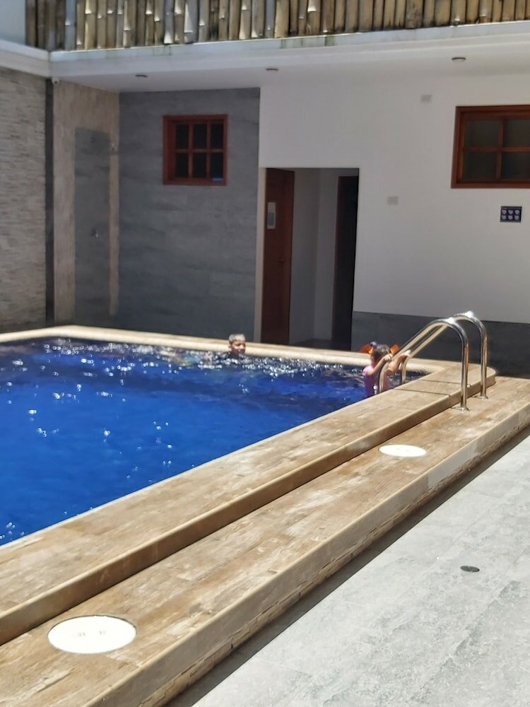 Фото Galapagos Native