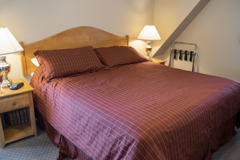 Фото Crandell Mountain Lodge