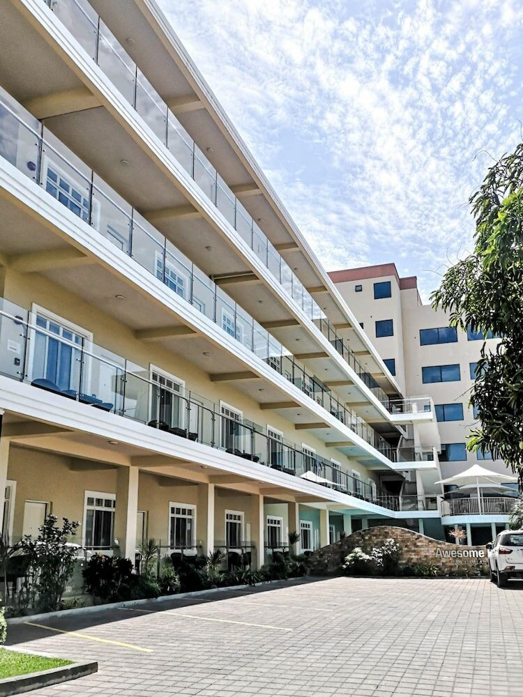 Фото Awesome Hotel