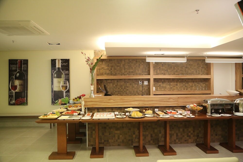 Фото Ramada by Wyndham Macae Hotel & Suites