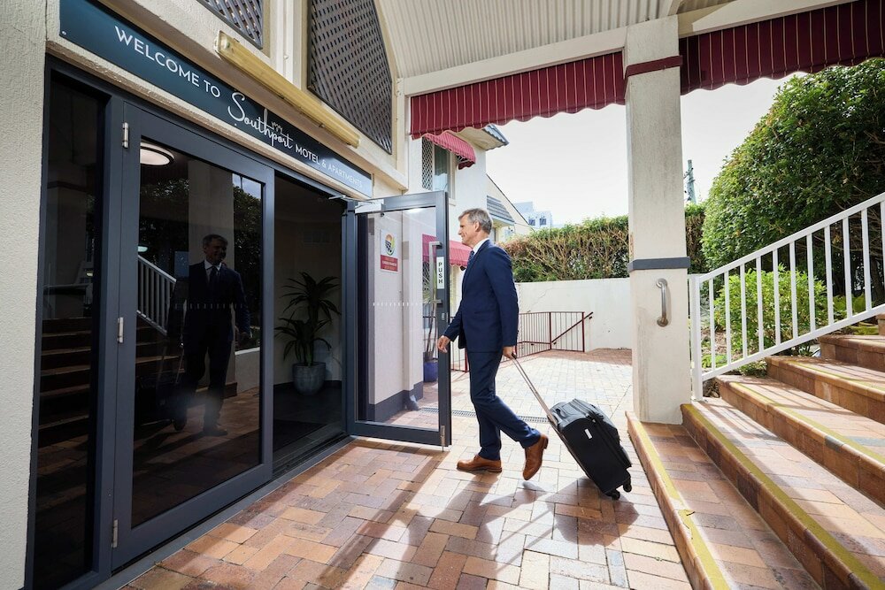 Фото Earls Court Motor Inn