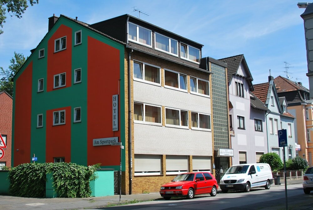 Фото Hotel Am Sportpark