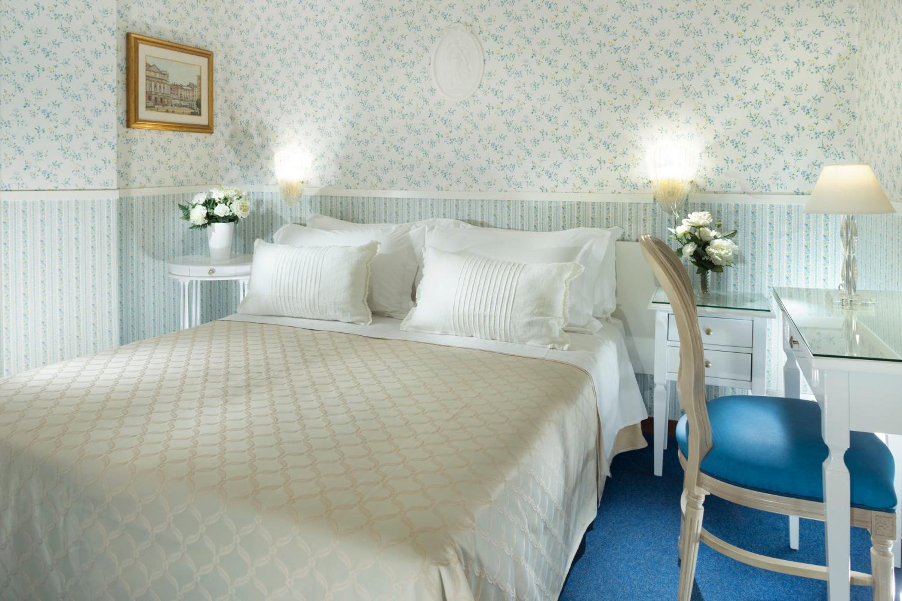 Фото Hotel Admiral