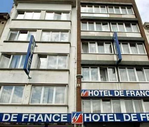 Внешний вид отеля Hotel de France в Сен-Жиле, фото 4